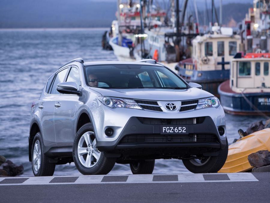  Toyota RAV4 2013 года  (AU) (фото 8 из 28)